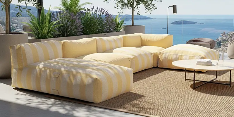 Modulare gestreifte Gartenmöbel mit 5 Plätzen und Modulen